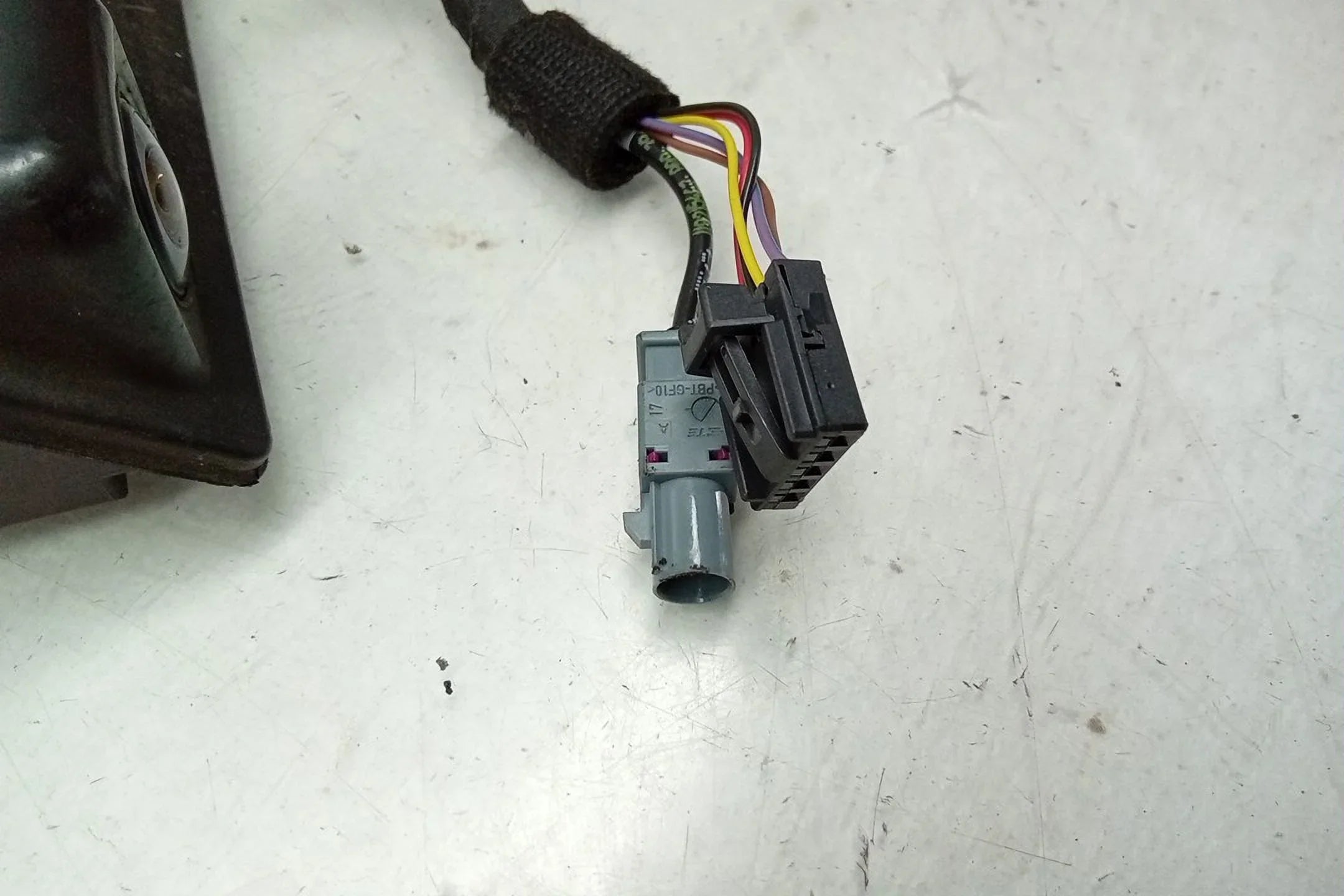 Pre-Owned 16 2016 Volkswagen Passat Decklid Mounted Backup Camera OEM (Good) - Exclusive Design
