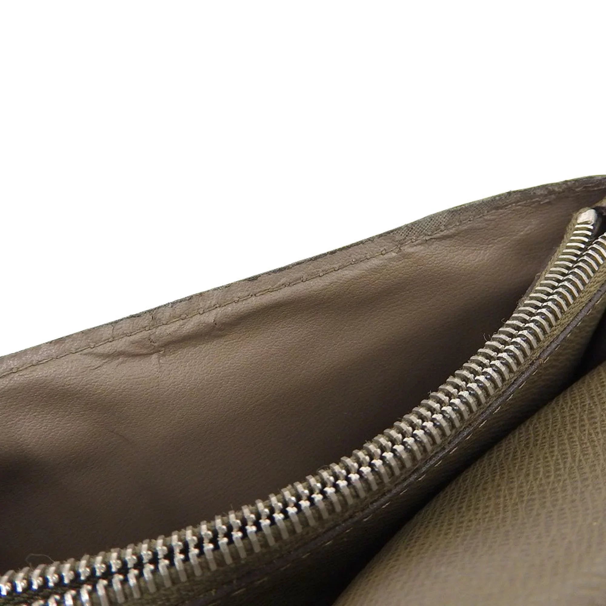 Stylish Pre-Owned Louis Vuitton LOUIS VUITTON Taiga Portefeuille Brother Bifold Long Wallet Ural M32807 (Good)