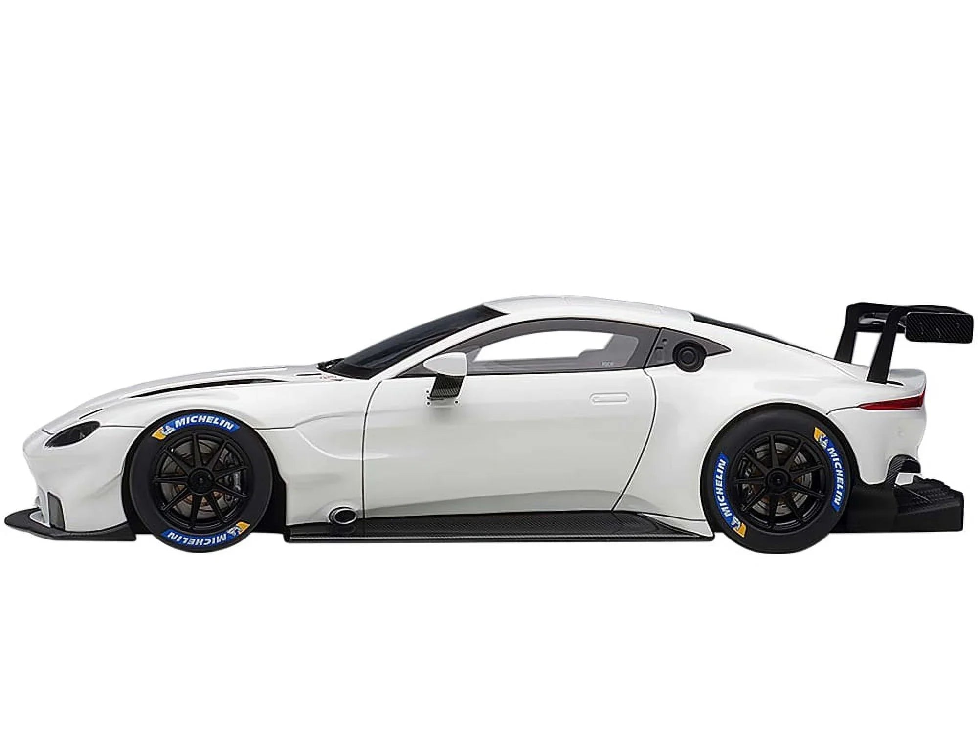Stylish 2018 Aston Martin Vantage GTE Le Mans PRO White with Carbon Accents 1/18 Model Car by Autoart