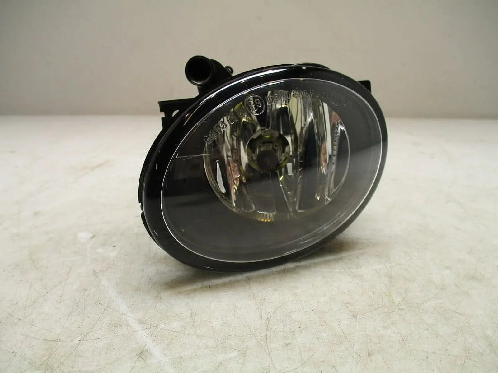 Pre-Owned 2023 Mercedes Sprinter LH Driver Bumper Mounted Fog Lamp OEM (Good)