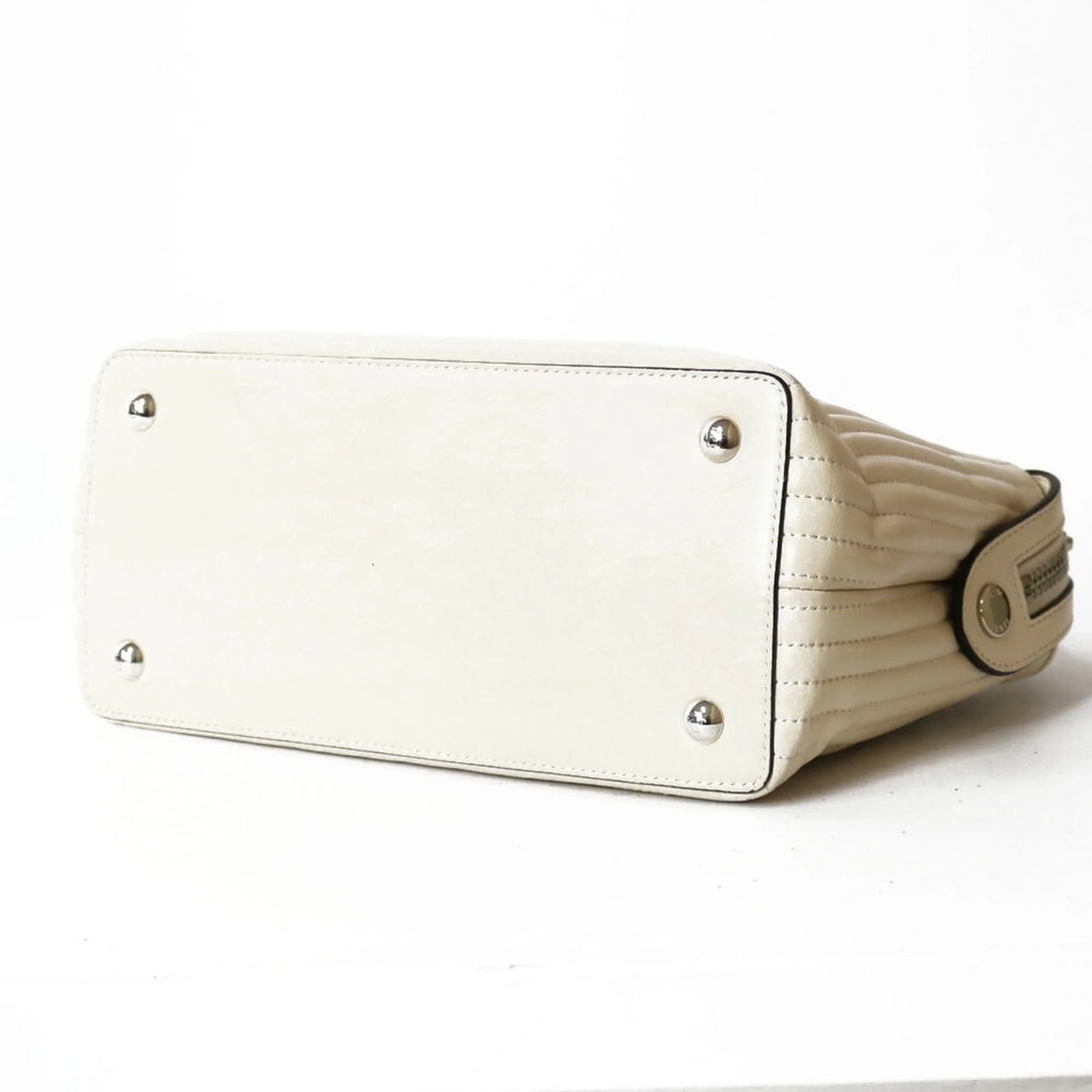 Pre-Owned FENDI Shoulder Bag Dot Com Ivory White Ladies (Fair) - Exclusive Design