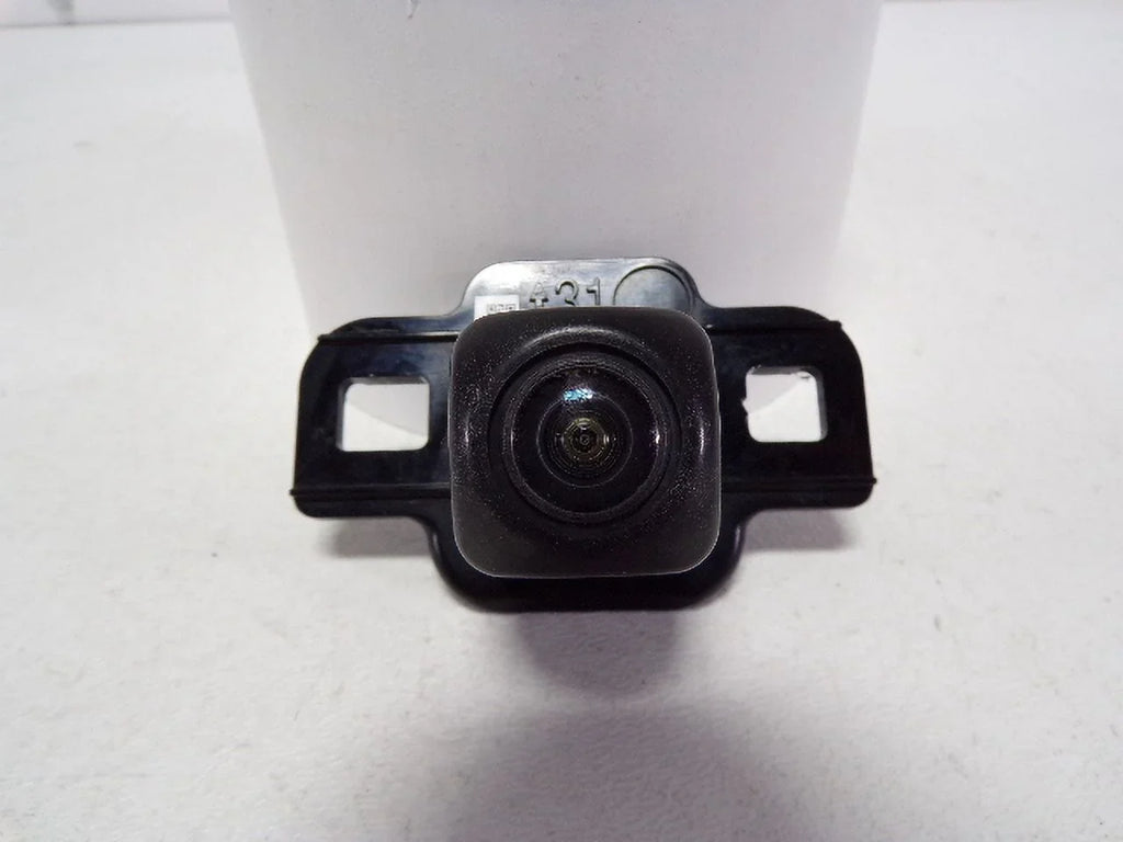 Stylish Pre-Owned 19-22 Toyota Rav4 Rear View Backup Camera OEM LKQ (Good)
