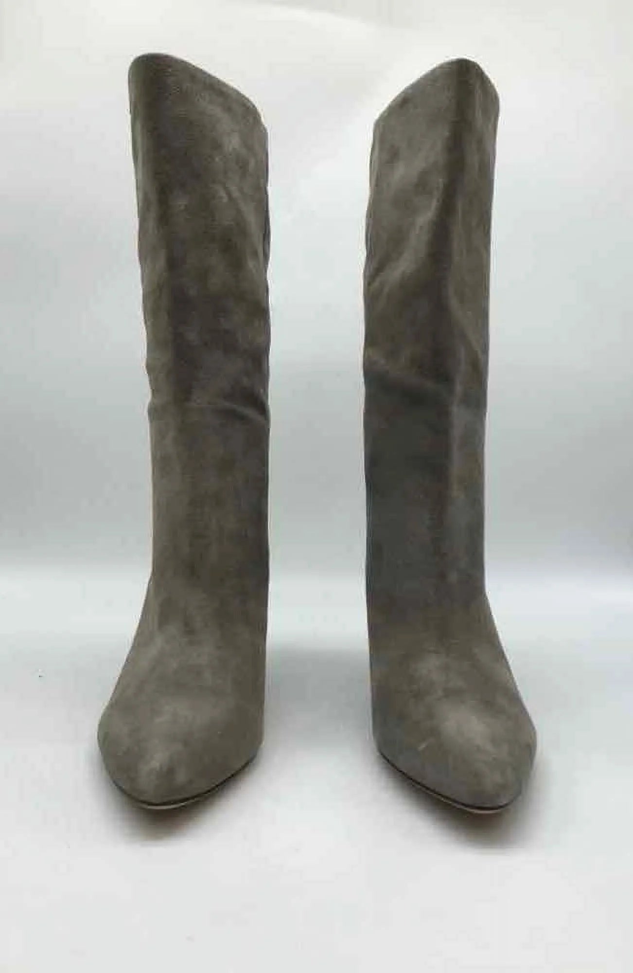 Stylish Pre-Owned Veronica Beard Grey Size 6 Tall Boots