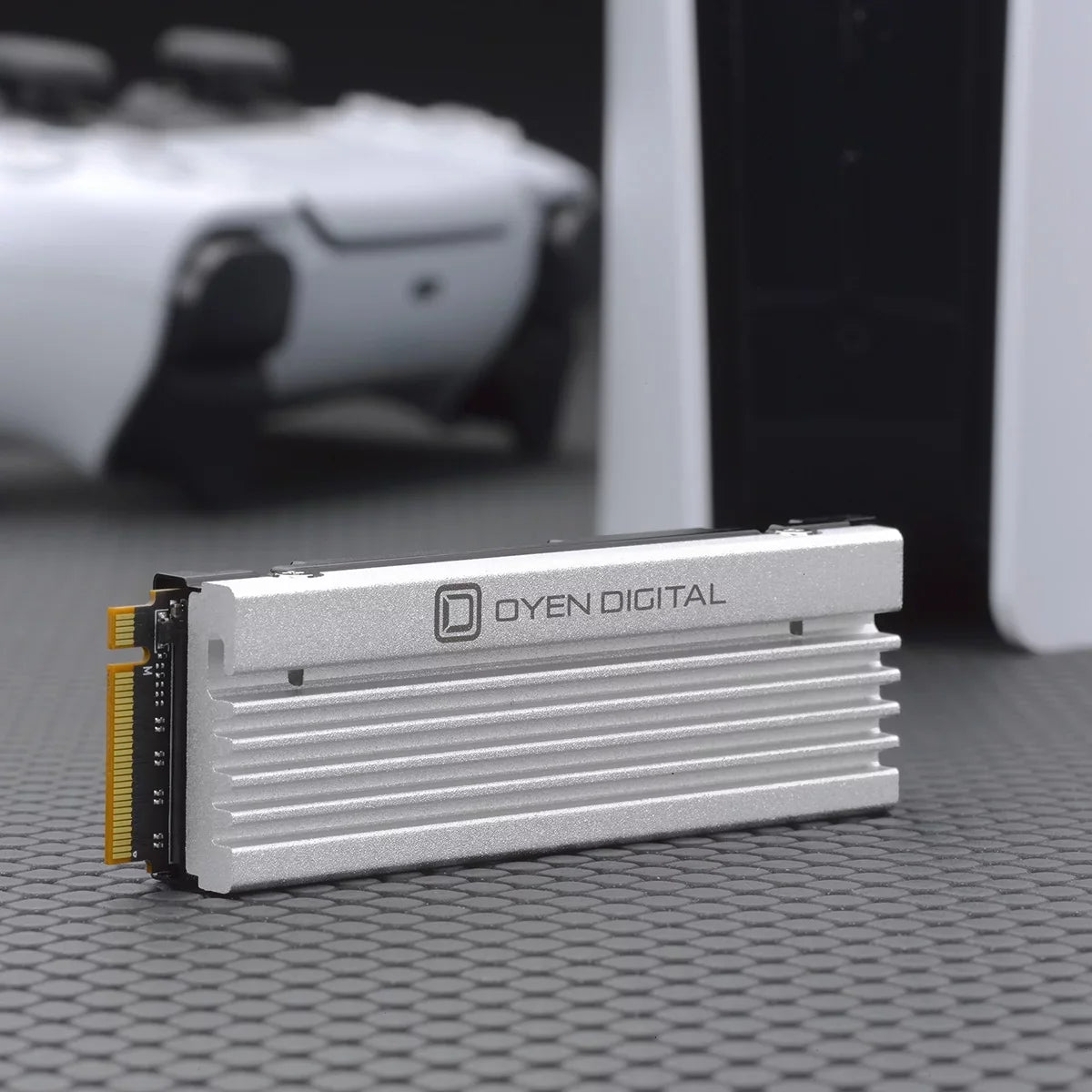 Stylish Dash Pro 8TB NVMe PCIe SSD with Heatsink, Compatible with Sony PS5 Internal M.2 Slot