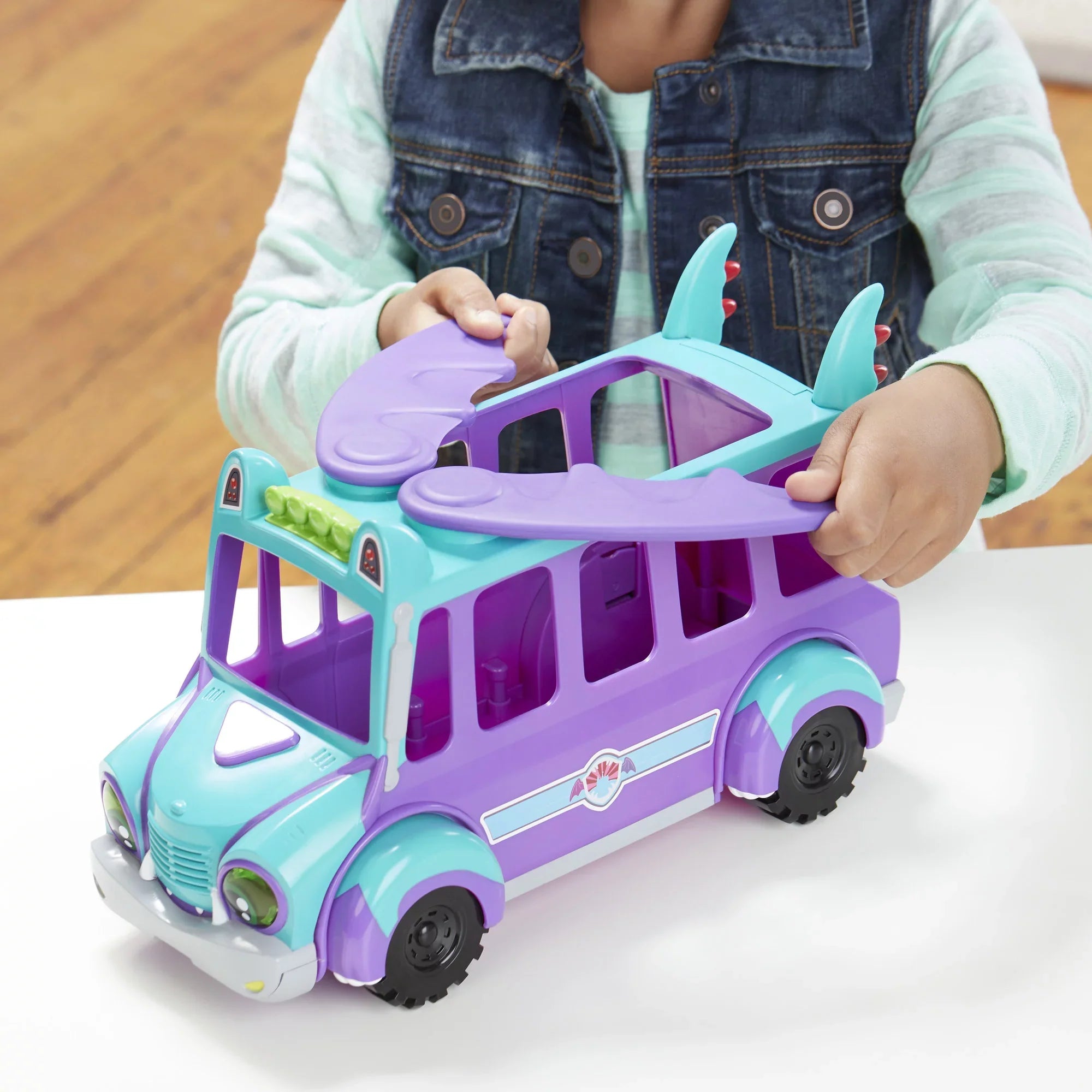 Netflix Super Monsters GrrBus Monster Bus Toy with Lamps, Sounds, and Music Ages 3 and Up