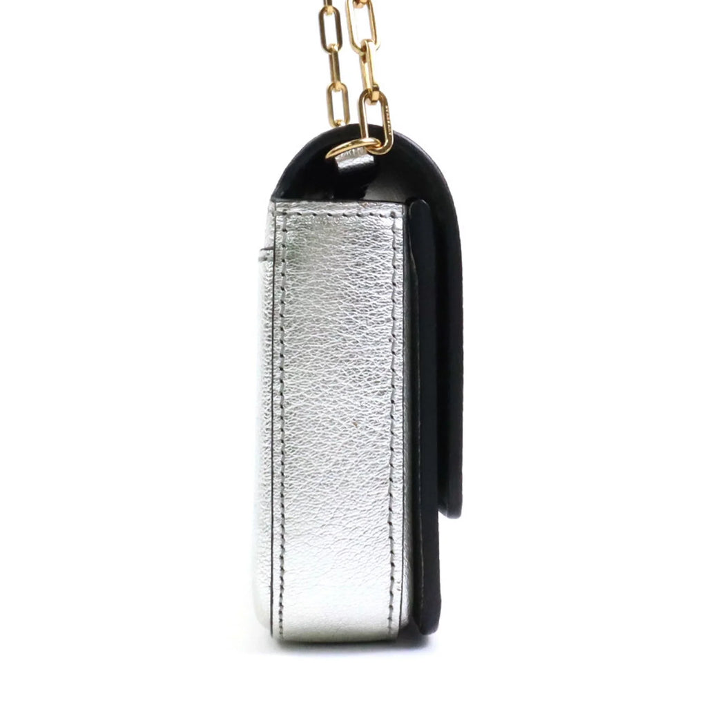 Stylish Pre-Owned Burberry BURBERRY diagonal shoulder bag leather silver ladies (Good)