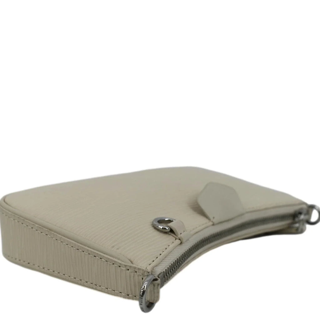 Stylish Pre-owned LOUIS VUITTON Easy Pouch On Strap Epi Leather Shoulder Bag Cream