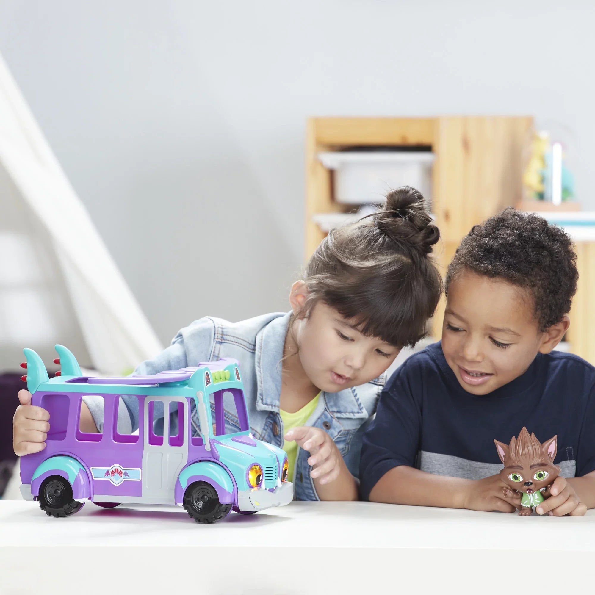Netflix Super Monsters GrrBus Monster Bus Toy with Lamps, Sounds, and Music Ages 3 and Up