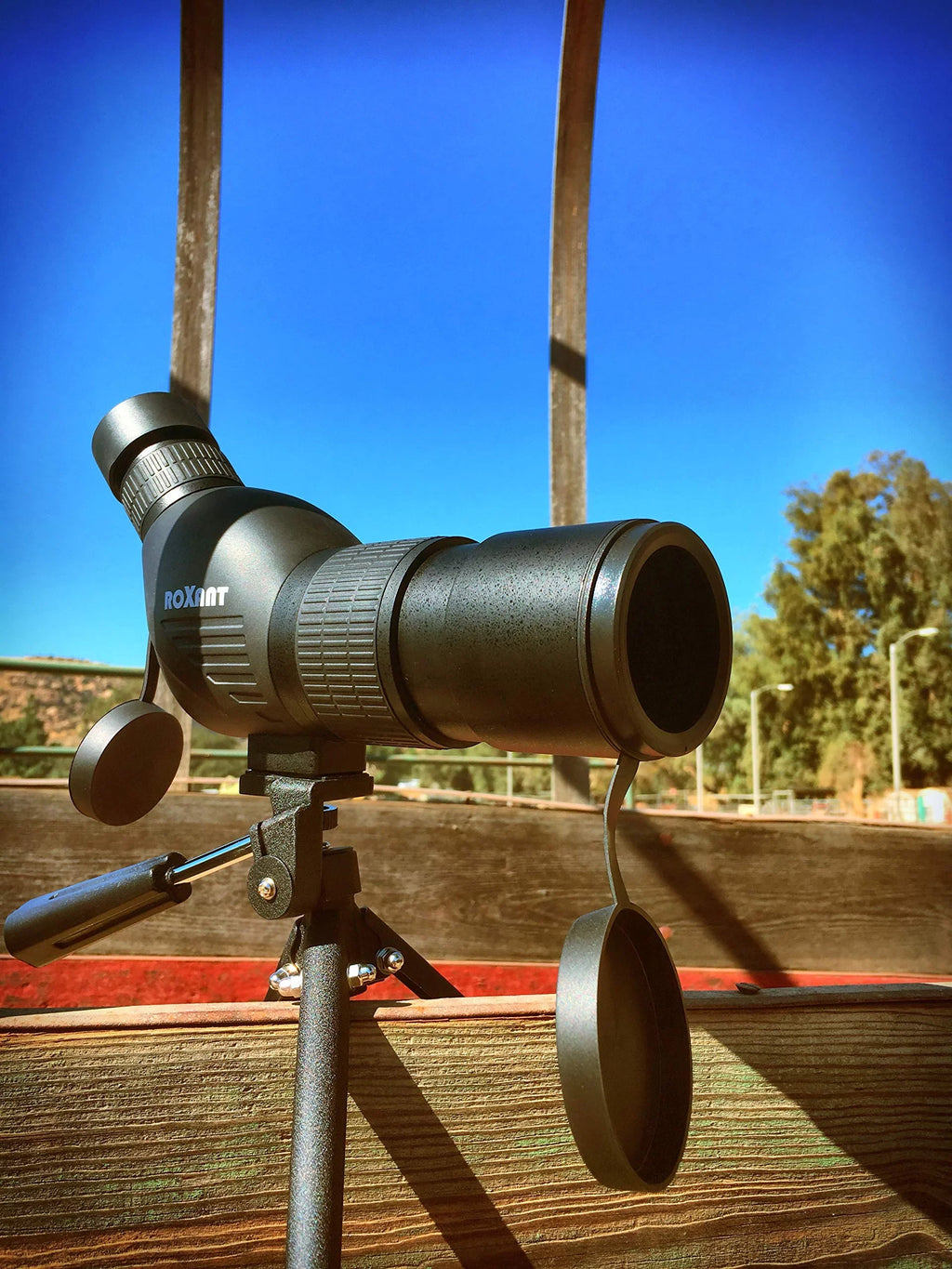 Roxant Authentic Blackbird High Definition Spotting Scope with Zoom - Rubber A.. - Exclusive Design